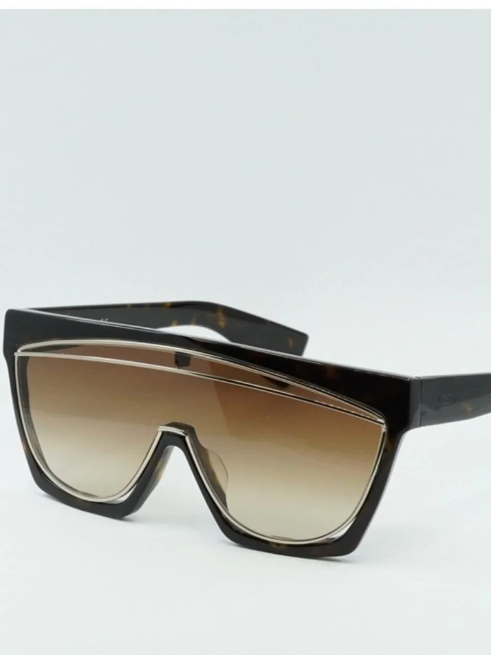 Loewe LW40012F 52F Sunglasses Dark Havana Shield Frame, Gradient Brown Lenses